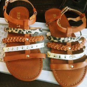 REPORT Girls Sz 1 Strappy Sandals